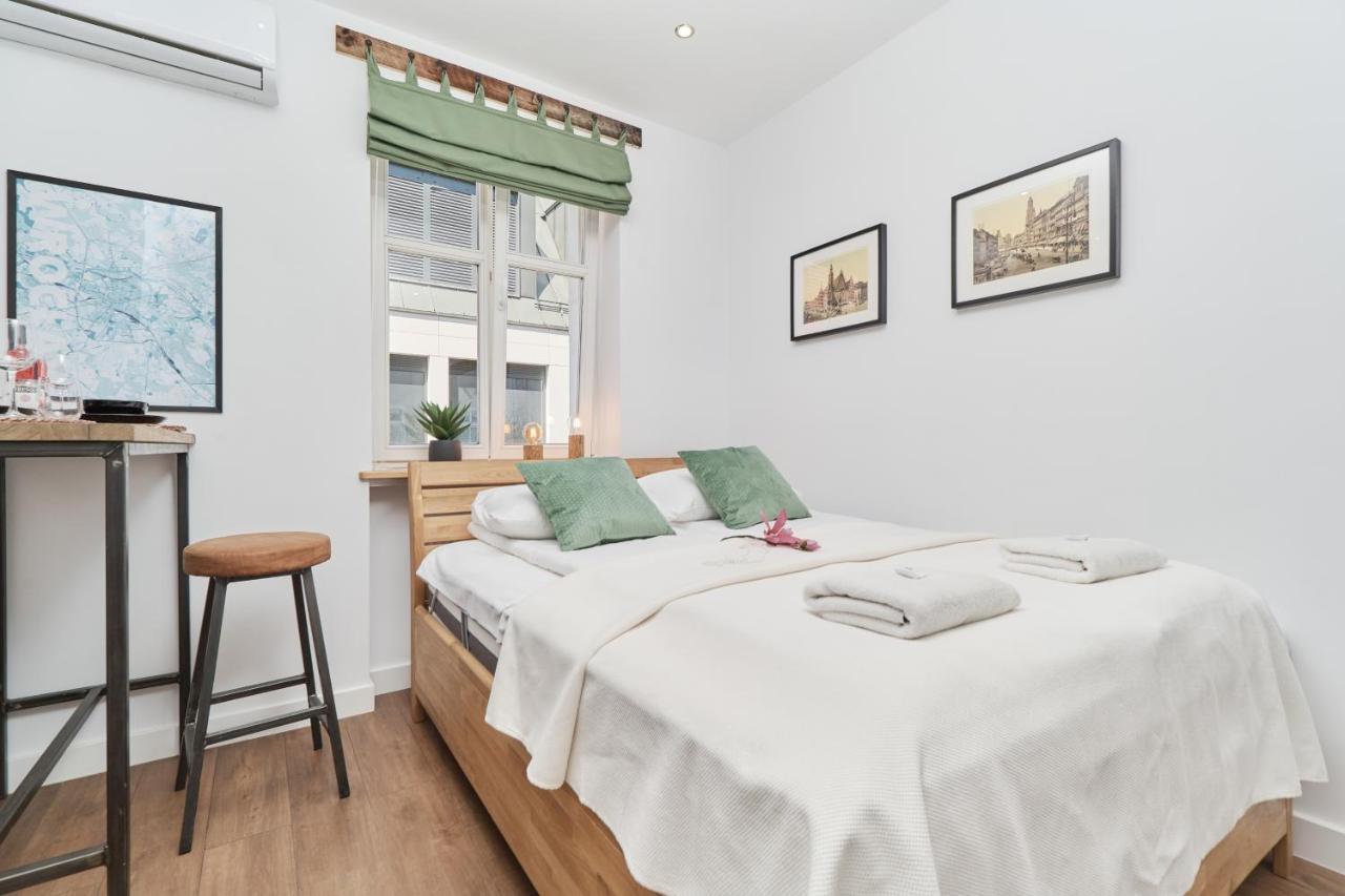 City Center Studio Wroclaw By Noclegi Renters ภายนอก รูปภาพ