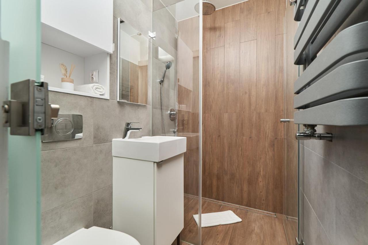 City Center Studio Wroclaw By Noclegi Renters ภายนอก รูปภาพ